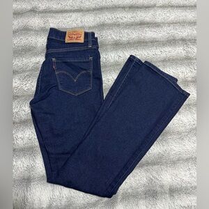 Levi's Women's Straight Jeans in Dark Indigo